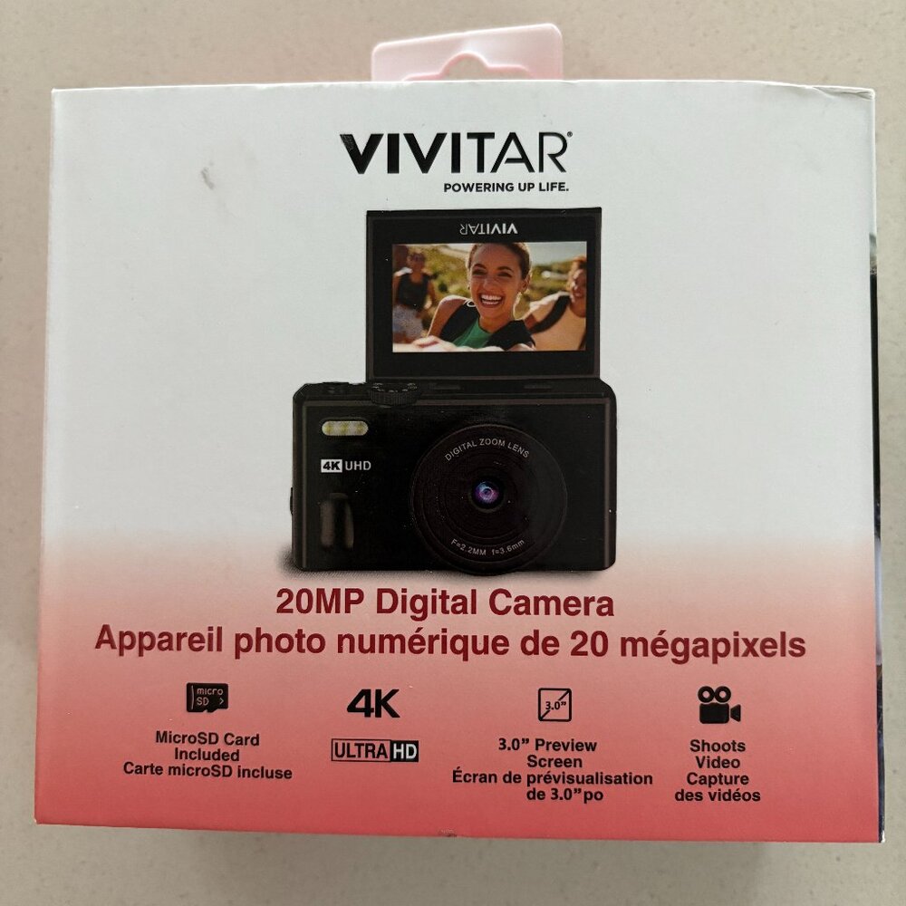 VIVITAR DIGITAL CAMERA